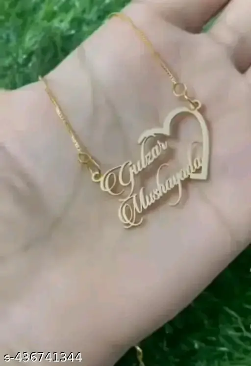 Customized jewellery couple 