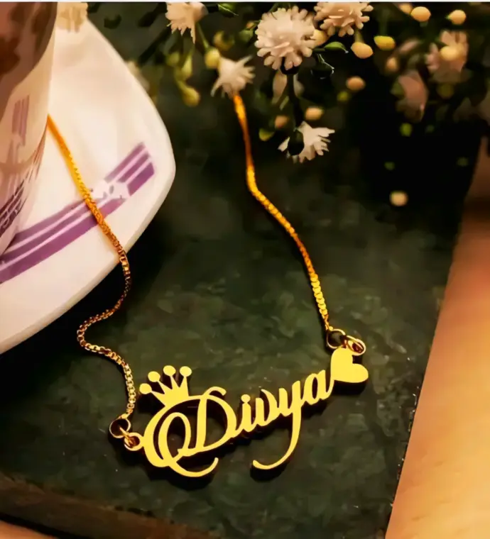 Personalized single name heart necklace