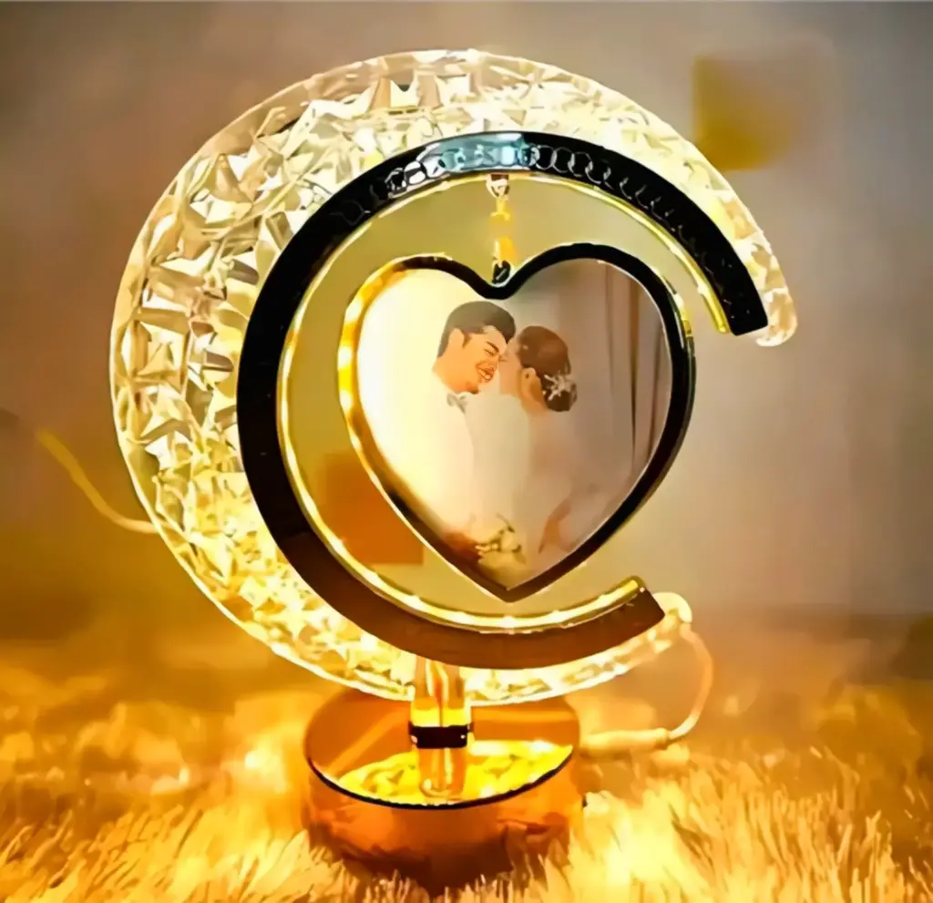 Personalized 3d crystel moon lamp  LATEST 3D Crystal Moon Lamp with Heart Photo Frame |